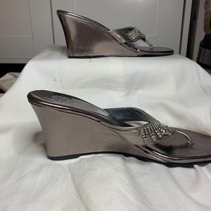 Yellow Box Rhinestone Silver Wedge Sandals Size 10